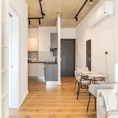 Yamas Urban Living Spiridonos Lejlighed *